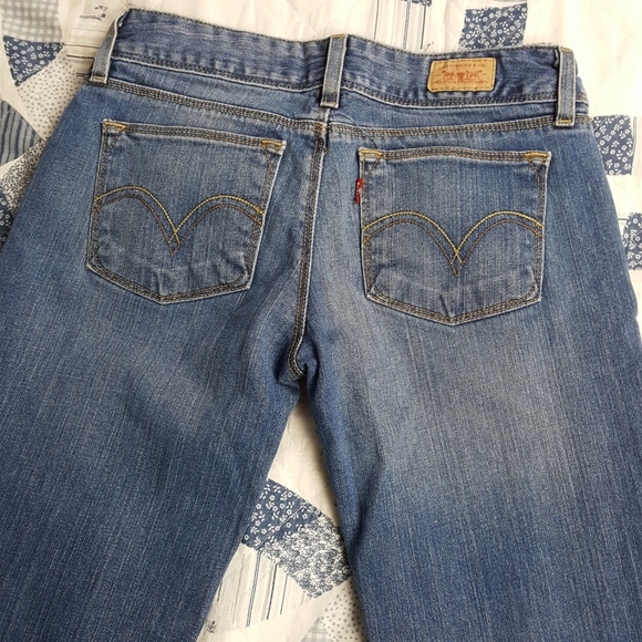Vintage Levis sz3 jeans bootcut Med wash - Picture 6 of 8